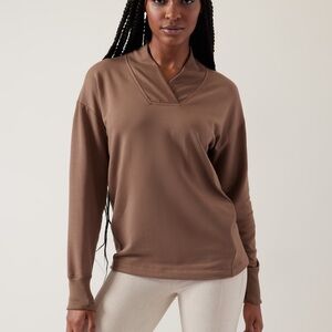 Athleta Clarity V-Neck Sweatshirt NWT size Large